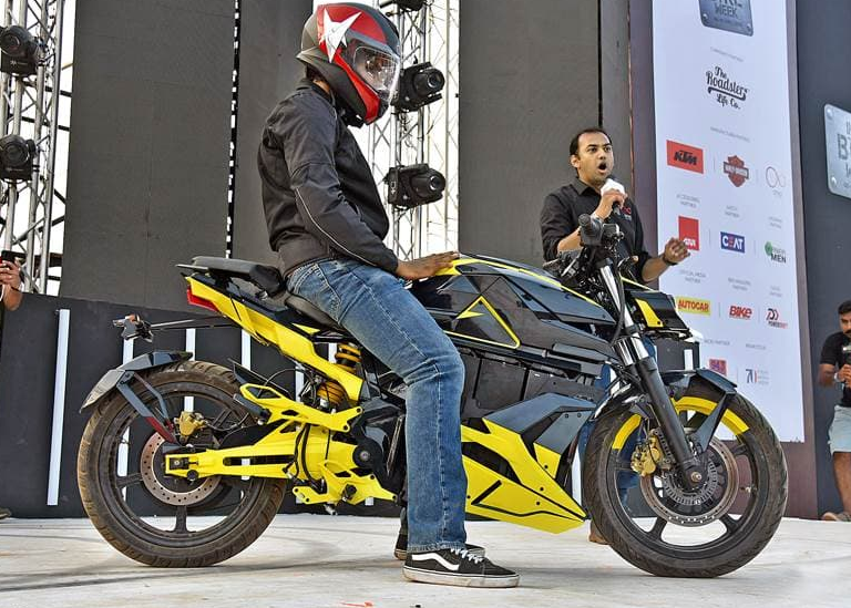 Orxa Mantis电动自行车在2020年印度自行车周上打破封面