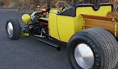 1923年福特T字型敞篷跑车的车轮