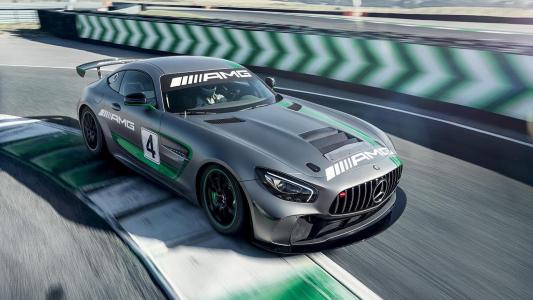 AMG GT4像黑斑羚一样追赶宝马M4 GT4