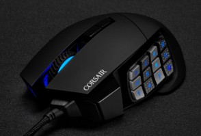 CORSAIR SCIMITAR RGB ELITE游戏鼠标有十二个拇指按钮