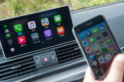 Apple CarPlay不允许用户选择要在左侧边栏中显示的应用程序