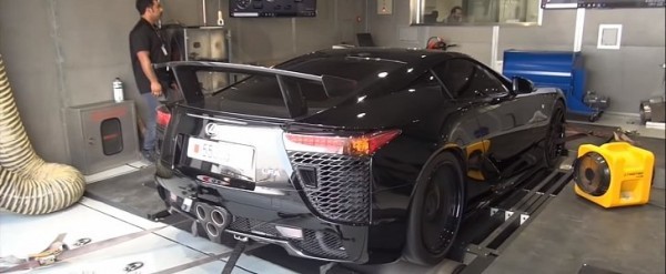 雷克萨斯LFA Nurburgring Edition Dyno Run进行了动力测试