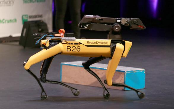 任何美国企业都可以以7.45万美元购买波士顿动力公司的Spot机器人