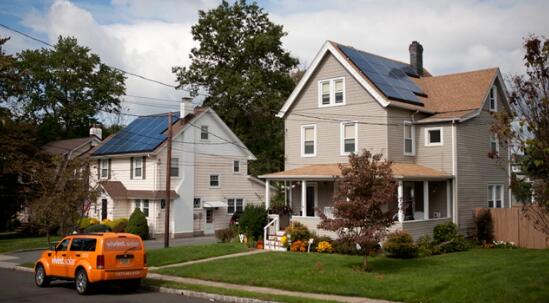 Sunrun出价32亿美元收购Vivint太阳能挑战特斯拉的能源雄心