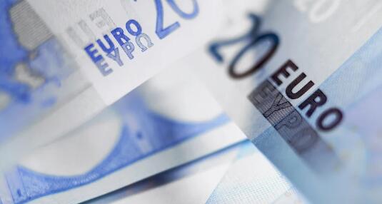 110,000人将失业金的费用从每周350欧元下调至203欧元