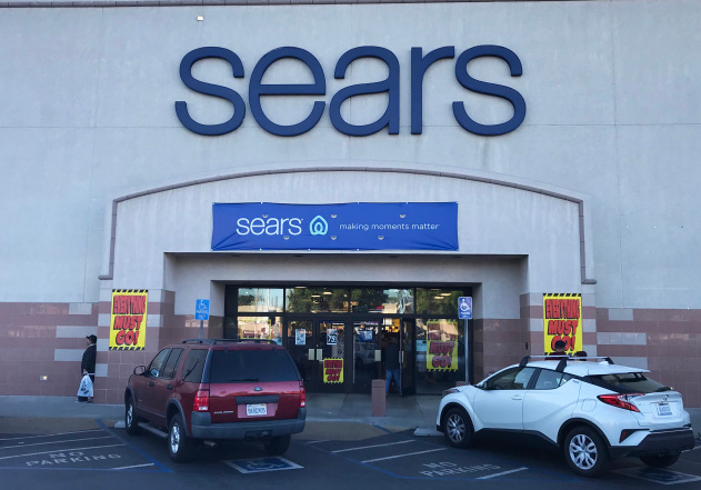 亚马逊可能将垂死的JC Penney和Sears商店变成仓库