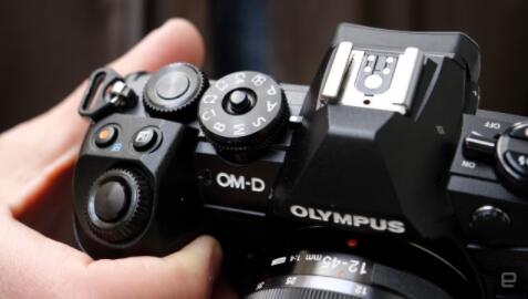 奥林巴斯相机现在可以在Mac上变成网络摄像头