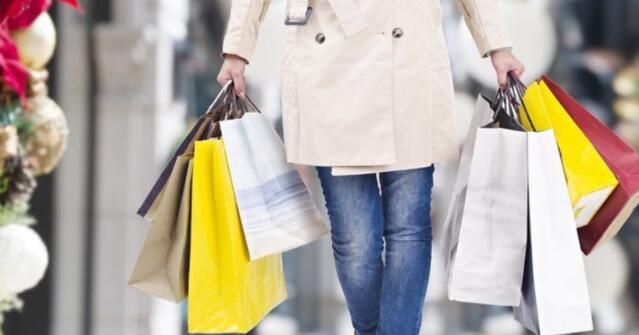 假日购物会损害您的信用评分的3种方式