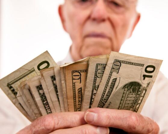 分析发现社会保障受益人每年被骗走近3000美元