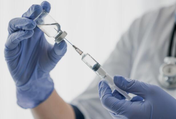 FDA咨询委员会推荐辉瑞疫苗的紧急授权