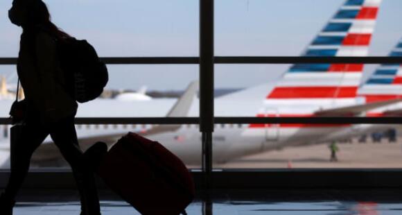 航空公司将获得150亿美元的联邦援助 必须召回32000多名休假的工人