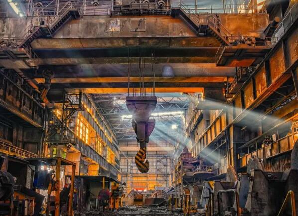 美国钢铁公司投资者在第四季度获利前应了解的四个风险