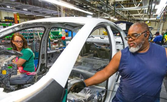 通用汽车向美国两座工厂投资1亿美元以提高变速器生产