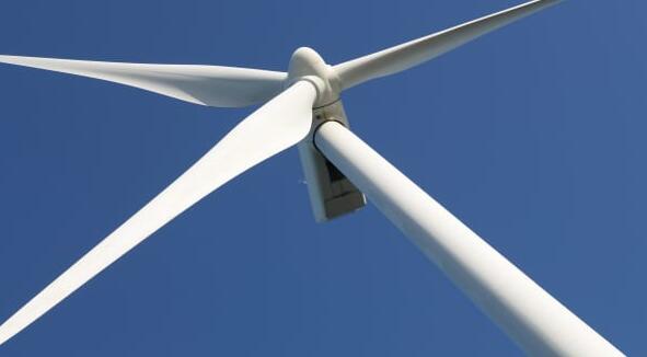 使用187米高涡轮机的主要海上风电场开始发电