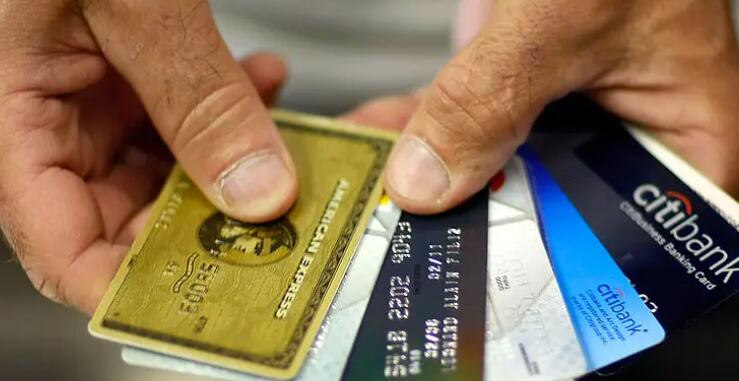加密Visa卡评论 值得吗