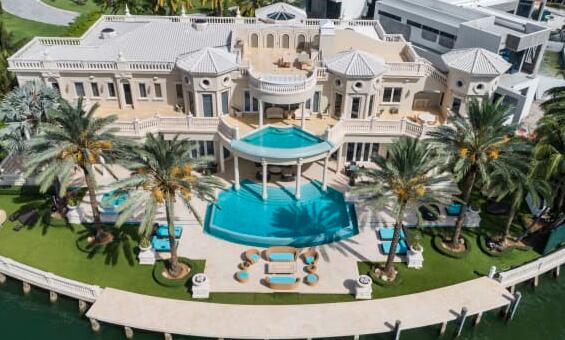 佛罗里达州巴尔港最昂贵待售房屋的外观