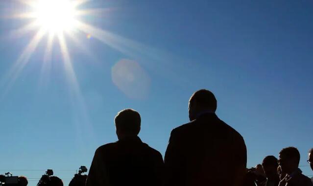 比尔·盖茨进行的调光阳光研究可以帮助地球降温