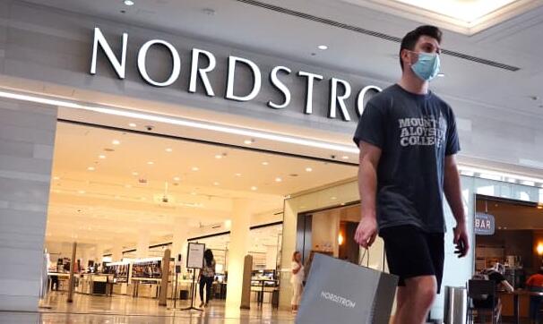 Nordstrom的年度大促销来了 这家百货连锁店现在比以往任何时候都更需要提振