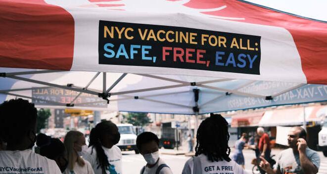 纽约市从周五开始提供100美元的疫苗接种奖励