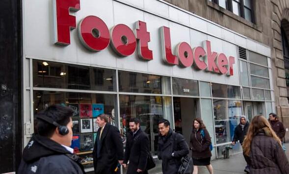 Foot Locker以11亿美元收购两家鞋店连锁店