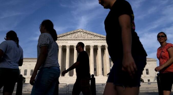 最高法院被要求阻止定于周三生效的限制性德克萨斯州堕胎法