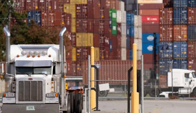 众议院议员敦促劳工部长加快卡车司机培训计划以缓解供应链瓶颈