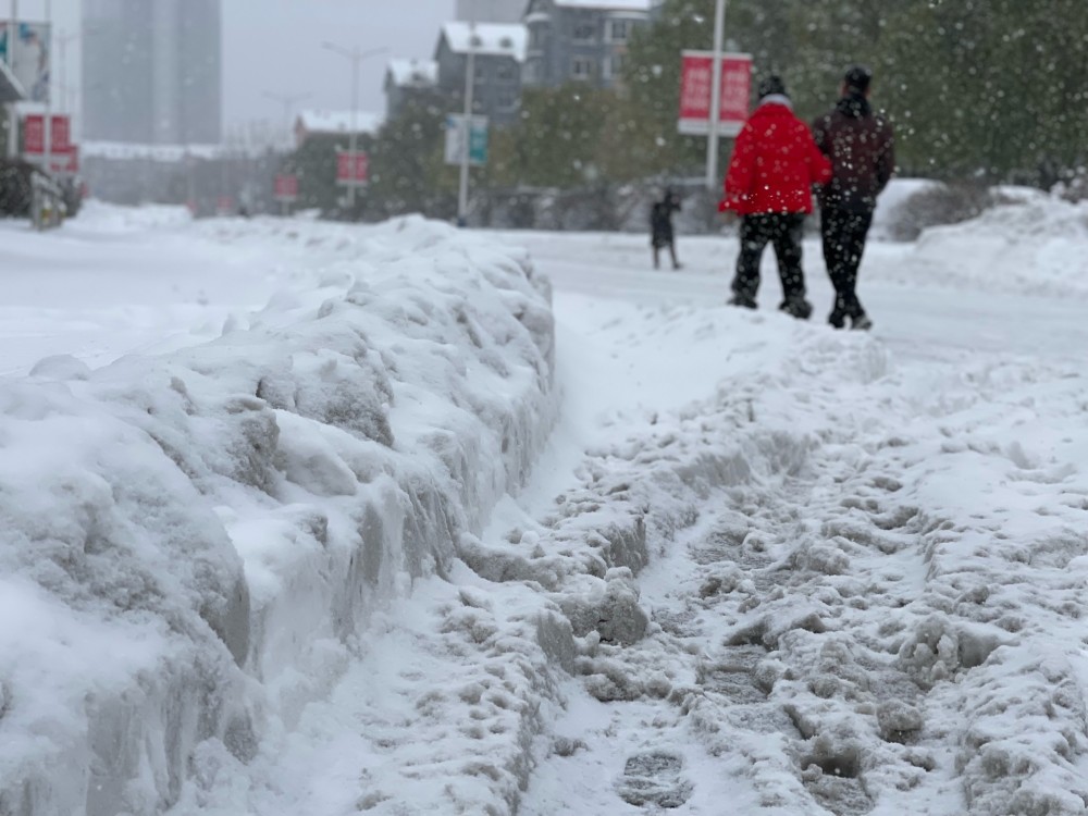 辽宁降雪最新消息学校_辽宁男篮接触外援消息_辽宁舰台湾海峡消息