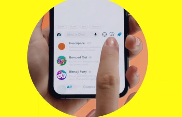 Snapchat首次推出可在聊天中显示的Minis