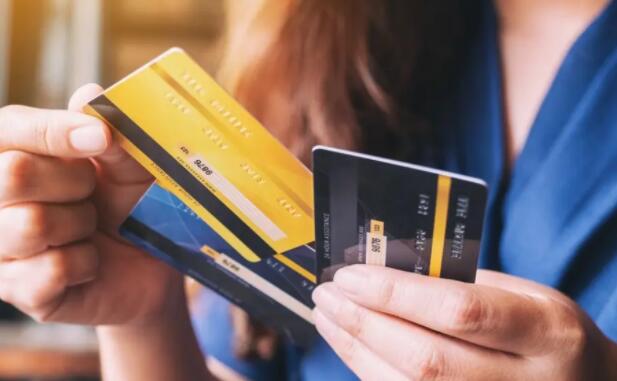 什么是信用欠佳的人的最佳信用卡？