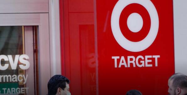 由于零售商采用新的购物习惯来赢得市场份额 Target降低了预期