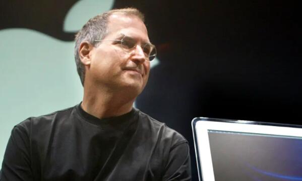 比尔·盖茨曾帮助史蒂夫·乔布斯向苹果投资1.5亿美元