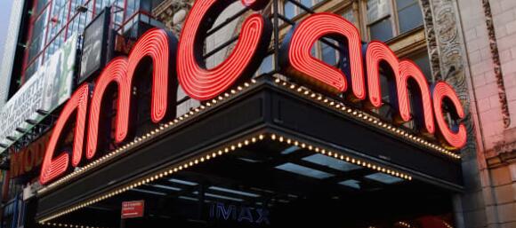 州长纽瑟姆说洛杉矶的电影院可能最快在周六重新开放