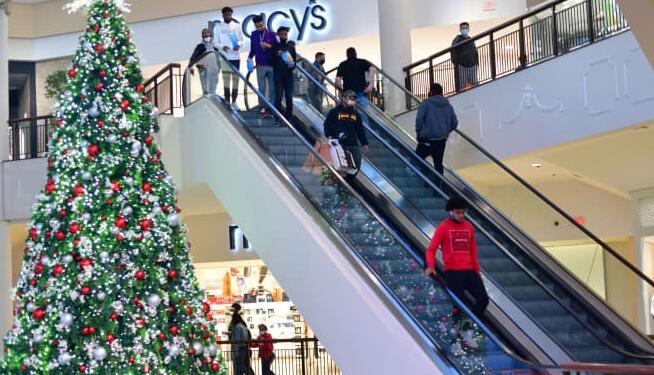 零售商需要激发圣诞精神以实现崇高的假期销售目标