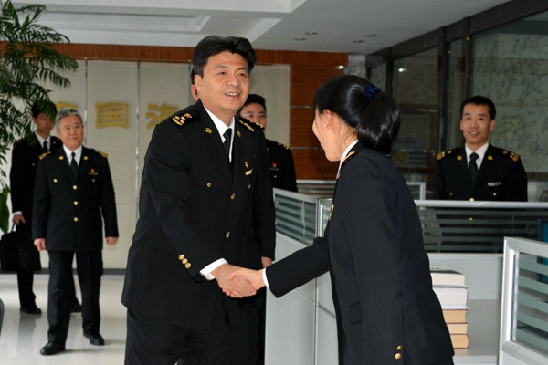 没有素质人图片_襄阳人素质_鞍山人素质怎么样